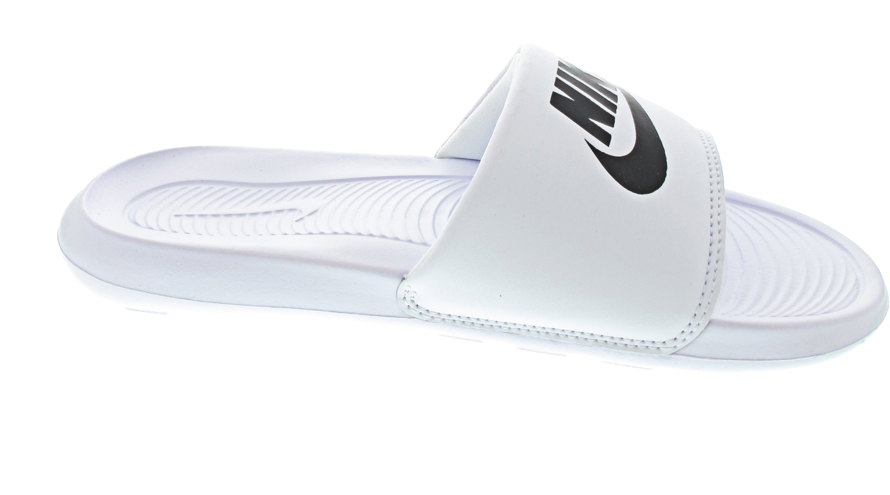 Nike Victori One