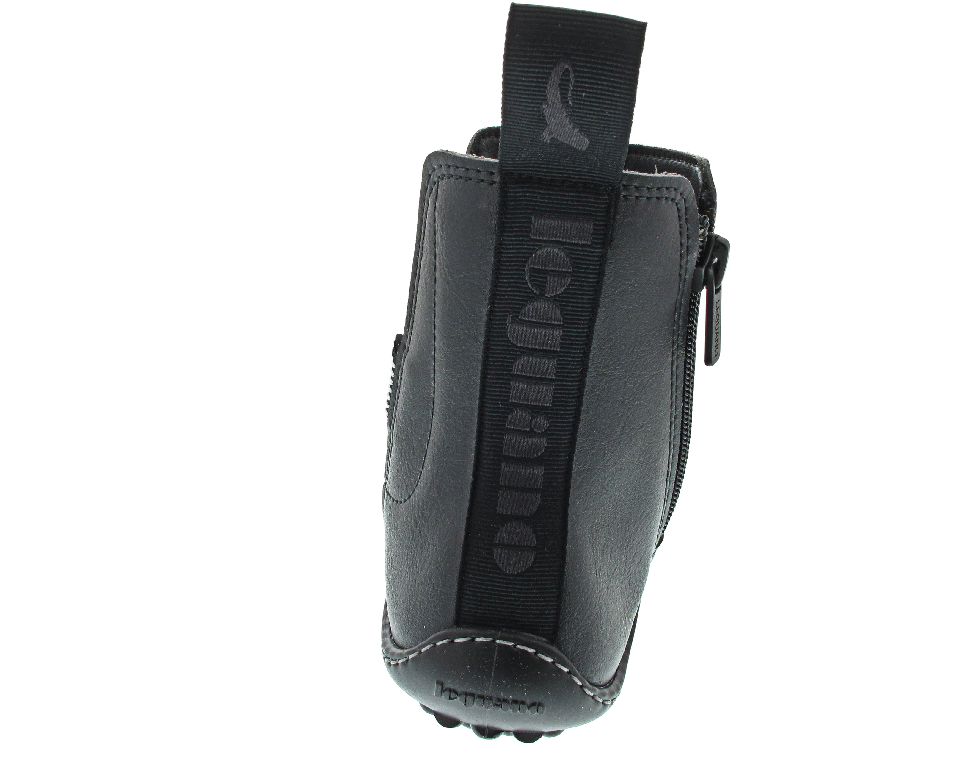Leguano Bareboot