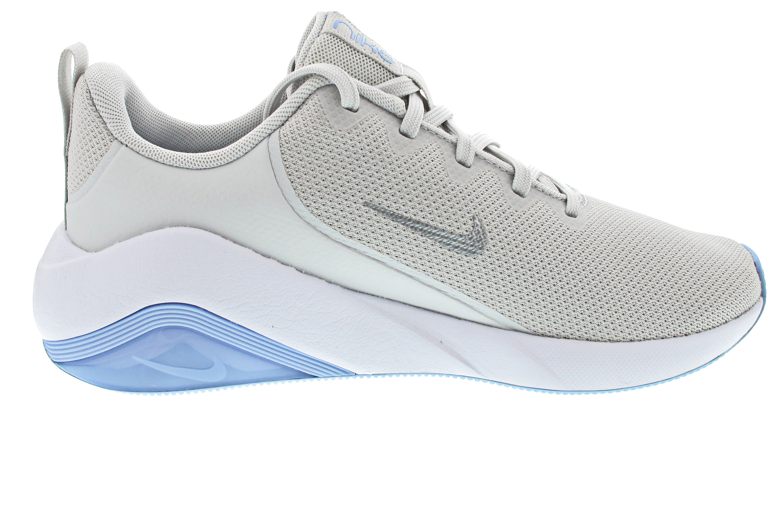 Nike Bella 7