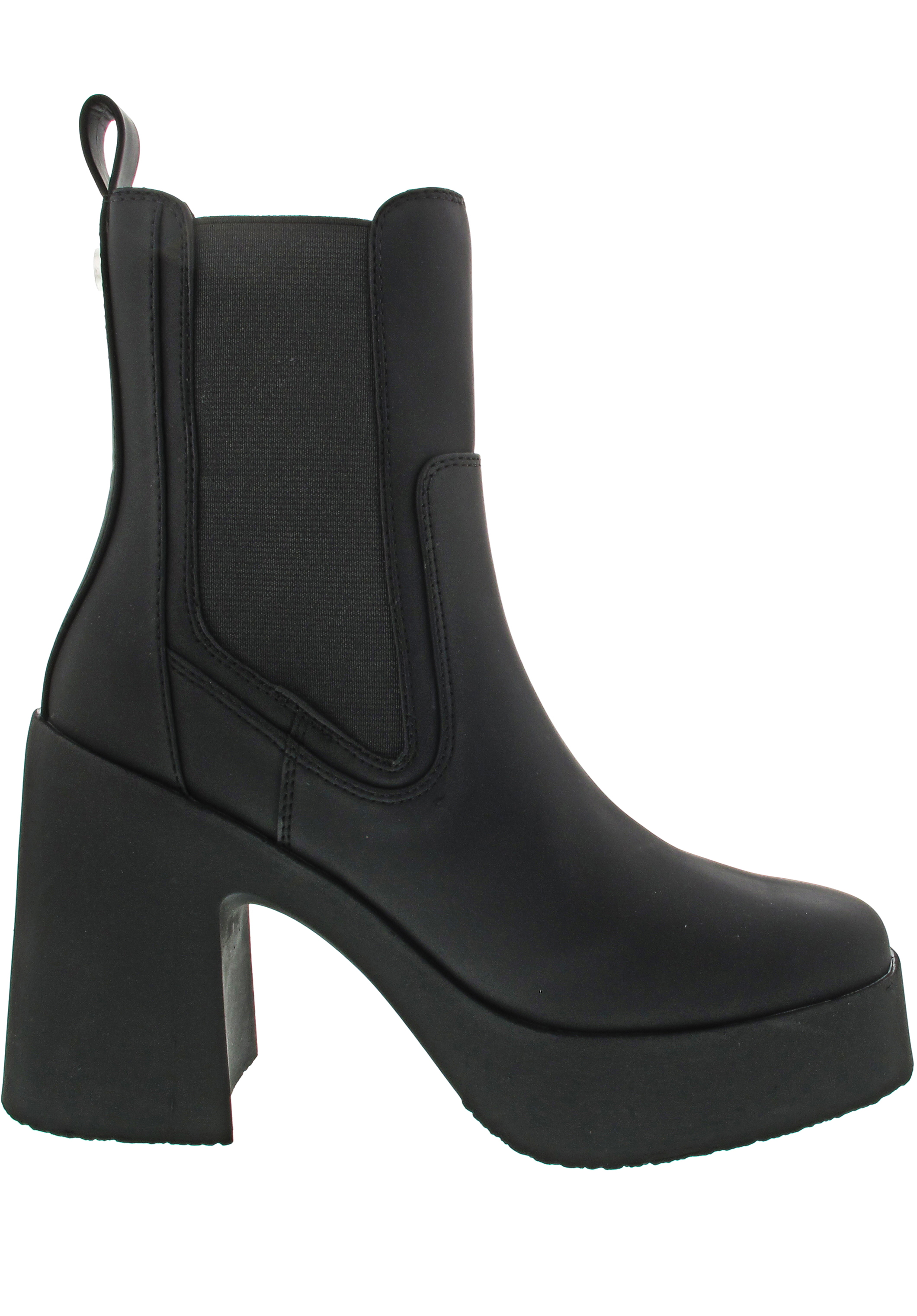 Steve Madden Climate
