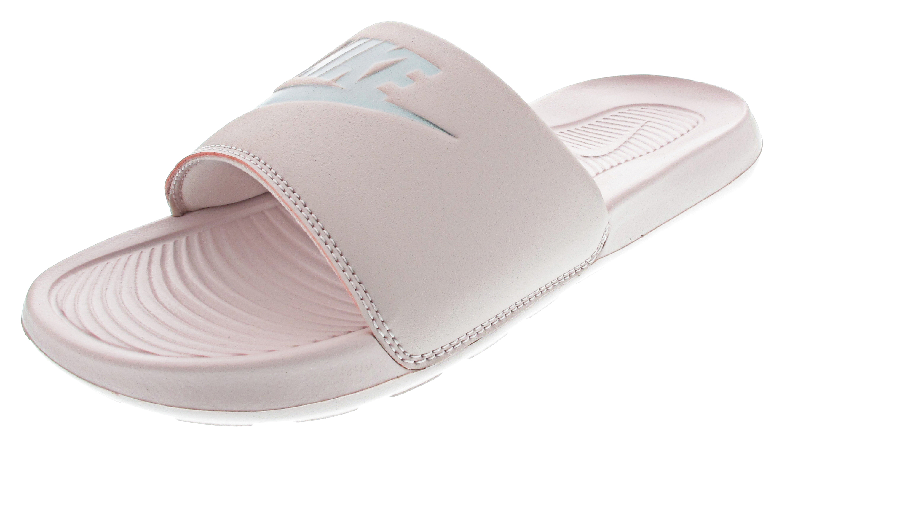 Nike Victori One