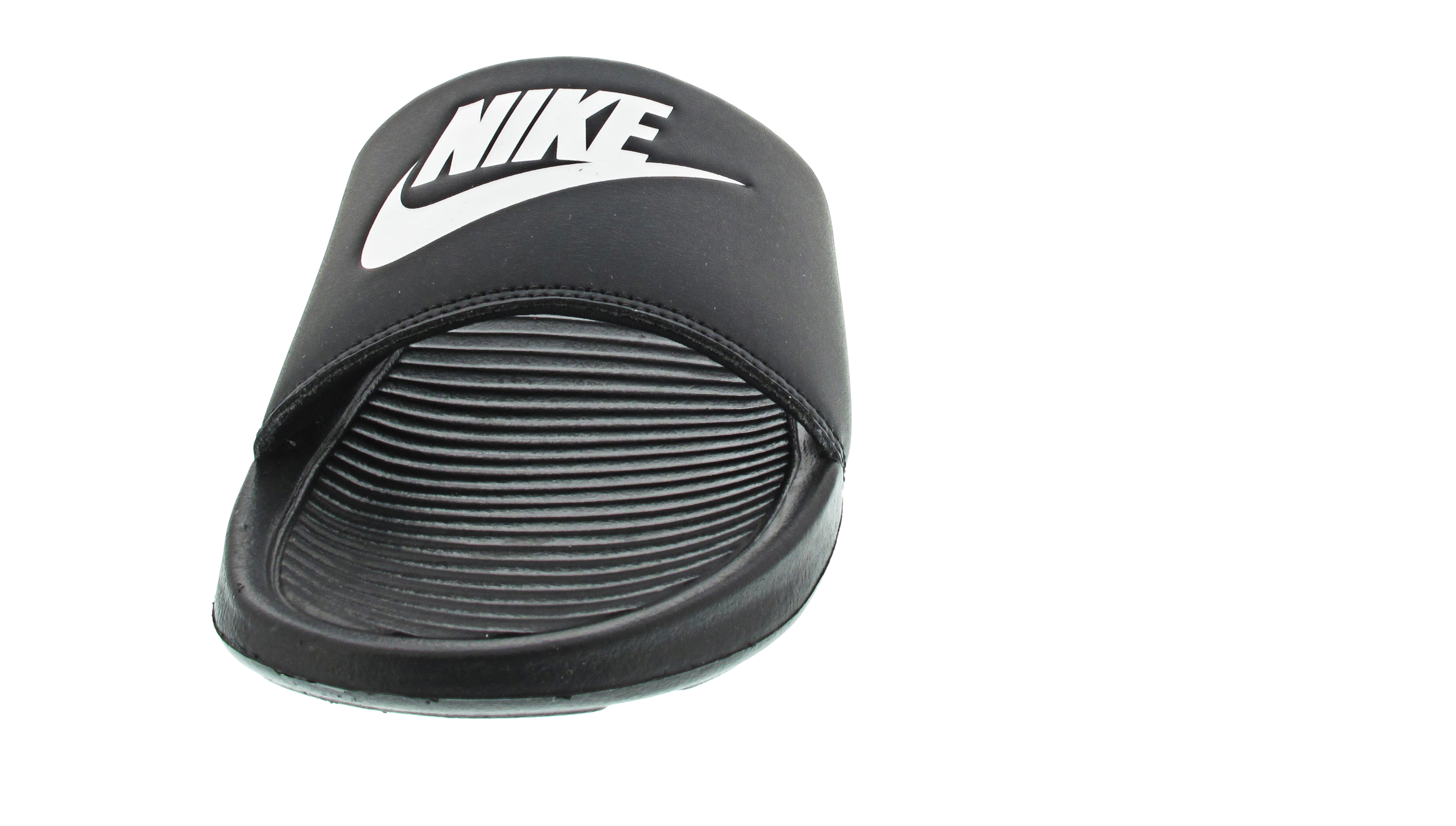 Nike Victori One