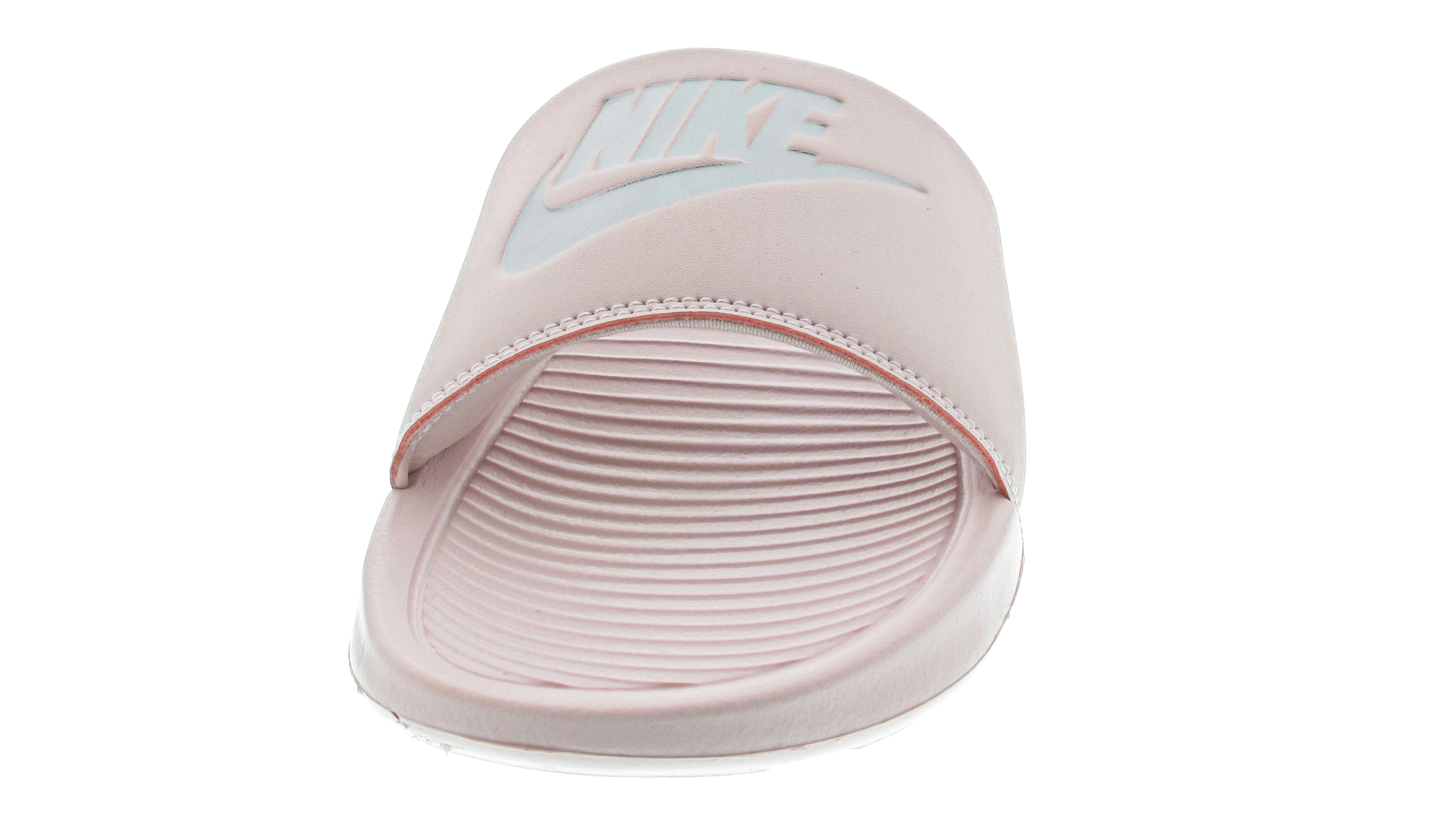 Nike Victori One